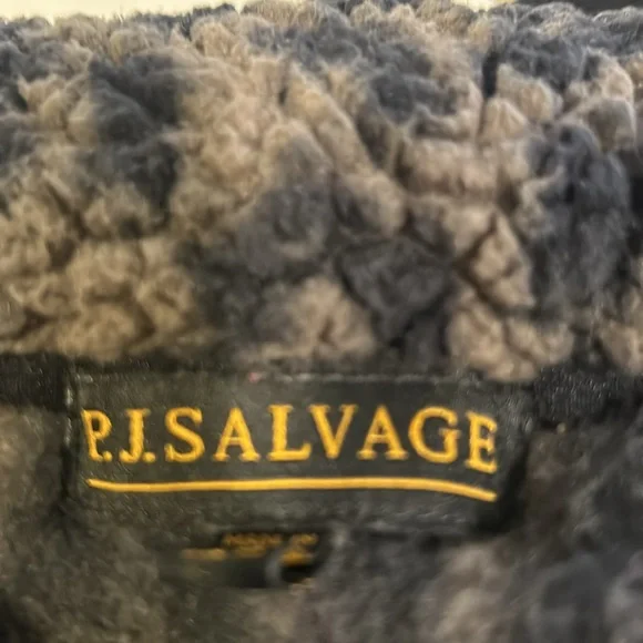 P.J.Salvage Faux Fur Jacket / Coat Size Medium - Picture 11 of 15